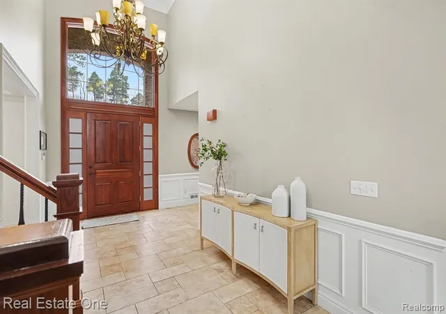 5th image of 12901 Sleigh Trl, Milford, MI 48380 | MLS# 60974793