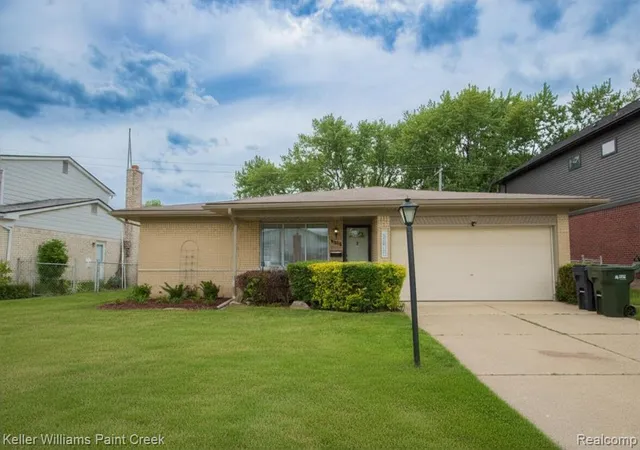 2nd image of 36357 Weber Dr, Sterling Heights, MI 48310 | MLS# 60995549