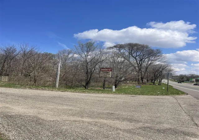 2nd image of E Michigan Ave, Battle Creek, MI 49014 | MLS# 70524966