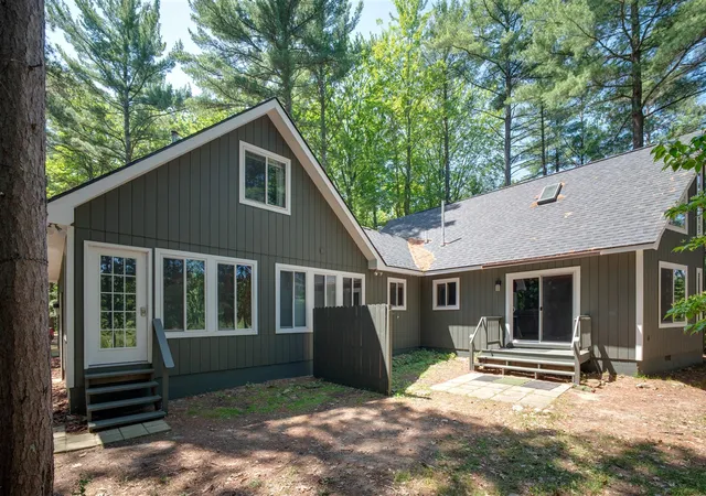 Photo 3 of Single family home for sale at 6954 Aarwood, Rapid City, MI 49676 | MLS# 70543585 | Listing updated on 2026-08-31