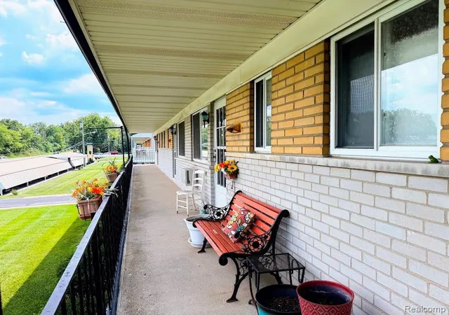 Homes for sale in South Lyon, MI | 26965 Milford R Milford Rd #38, South Lyon, MI 48178 | MLS# 61010623