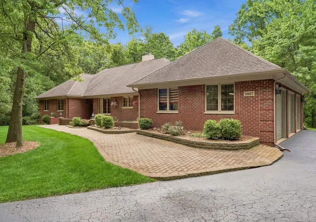 2nd image of 3867 Nutcracker Ct, Oxford, MI 48370 | MLS# 50214538