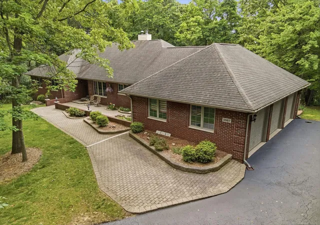 4th image of 3867 Nutcracker Ct, Oxford, MI 48370 | MLS# 50214538