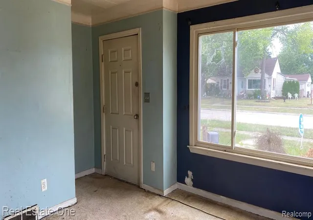 Photo 3 of Single family home for sale at 3565 Niagara St, Wayne, MI 48184 | MLS# 61019288 | Listing updated on 2026-08-29