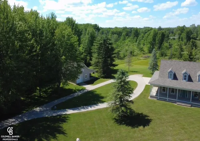 Homes for sale in Avoca, MI | 9660 Brandon Rd, Avoca, MI 48006 | MLS# 50210574