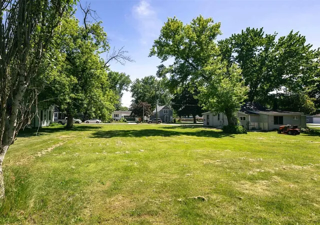 Homes for sale in Sparta, MI | 19 Carrie St, Sparta, MI 49345 | MLS# 70538003