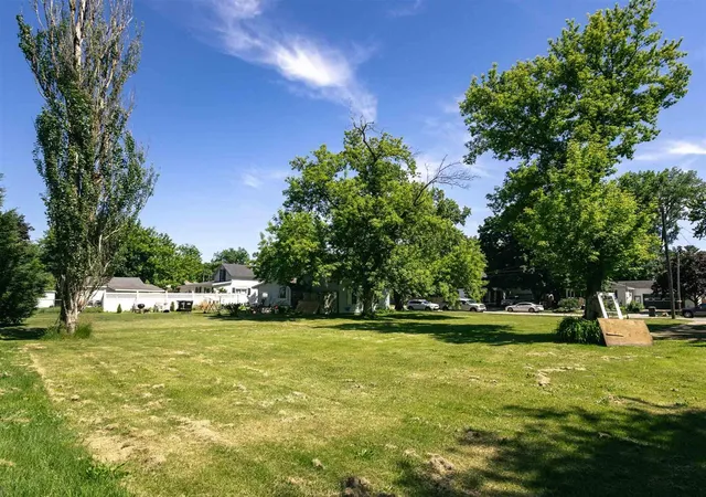 Homes for sale in Sparta, MI | 19 Carrie St, Sparta, MI 49345 | MLS# 70538003