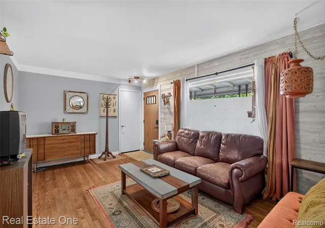 5th image of 28711 Kathryn St, Garden City, MI 48135 | MLS# 61018911