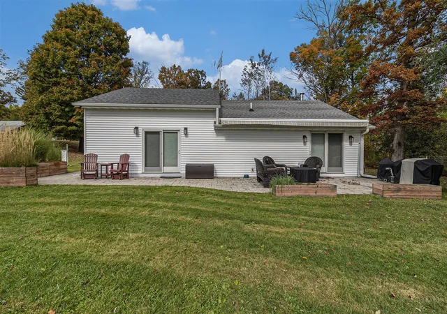 Homes for sale in Hesperia, MI | 7657 E Darlington Lake Rd, Hesperia, MI 49421 | MLS# 70498736