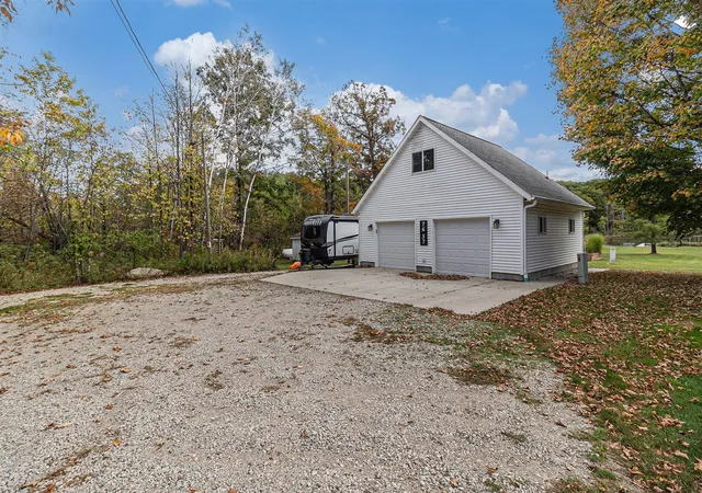 Homes for sale in Hesperia, MI | 7657 E Darlington Lake Rd, Hesperia, MI 49421 | MLS# 70498736