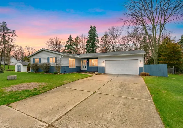 Homes for sale in Battle Creek, MI | 159 Kings Ln, Battle Creek, MI 49014 | MLS# 70536180
