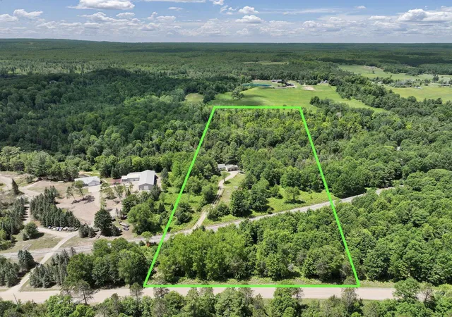 Homes for sale in Manton, MI | 9281 N 41 Rd, Manton, MI 49663 | MLS# 80070166