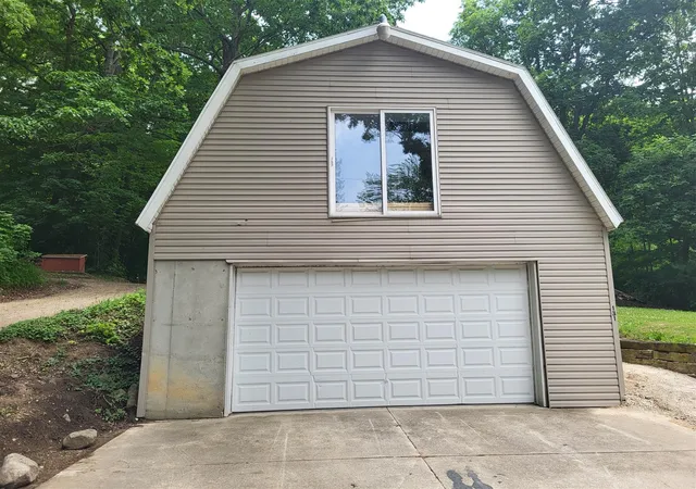 Homes for sale in Gobles, MI | 131 Peterson Dr, Gobles, MI 49055 | MLS# 70537734