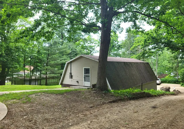 Homes for sale in Gobles, MI | 131 Peterson Dr, Gobles, MI 49055 | MLS# 70537734