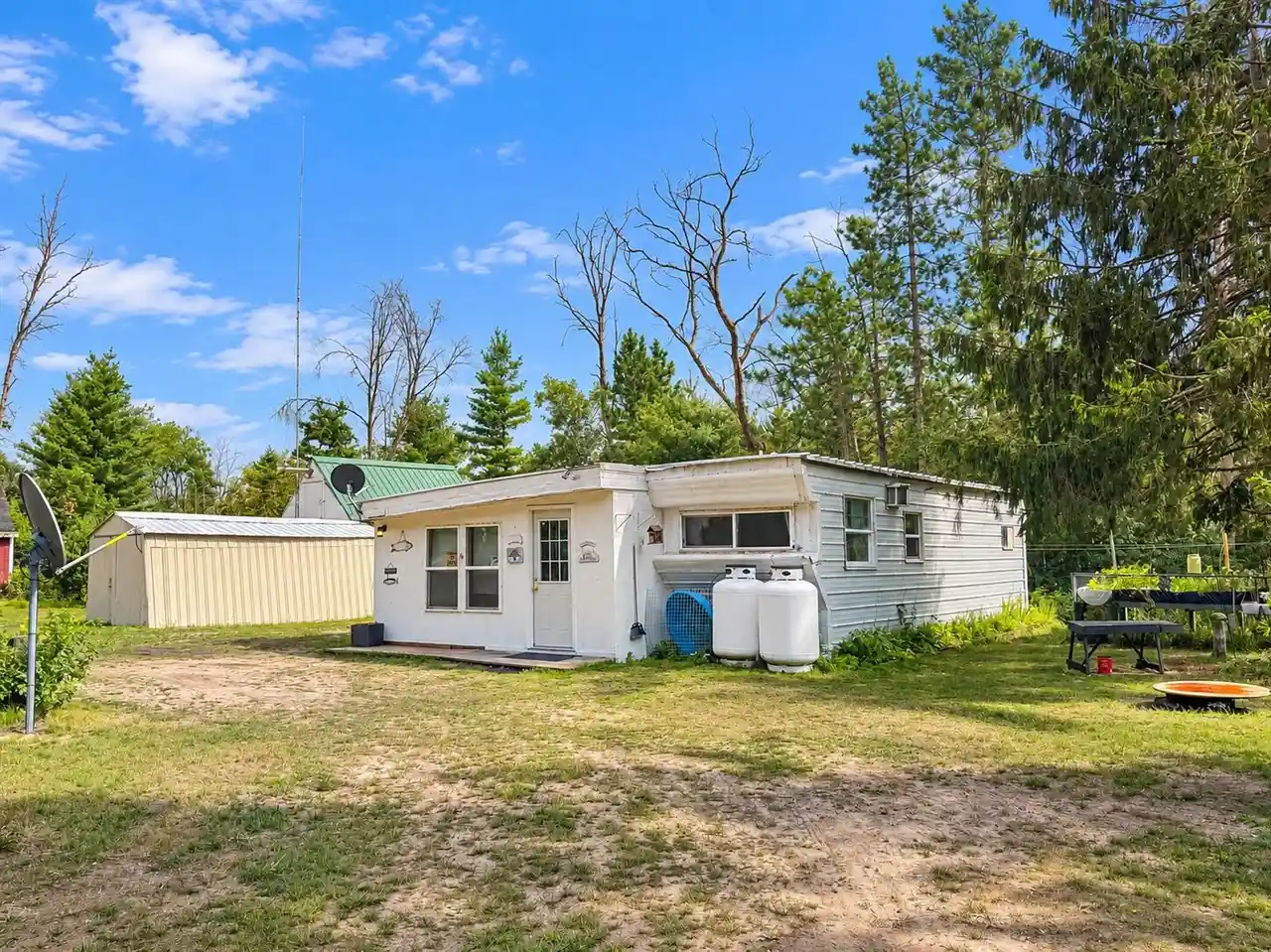 Photo 1 of Single family home for sale at 1383 W Palmer Ave, Baldwin, MI 49304 | MLS# 70565022 | Listing updated on 2026-10-28