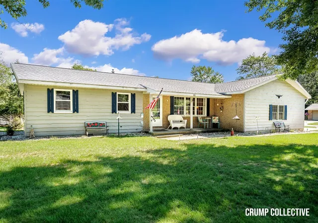 Photo 2 of Sale Pending at 5010 Dorset Ln, Norton Shores, MI 49441 | MLS# 70555423 | Listing updated on 2026-09-16