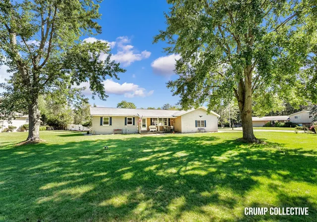 Photo 3 of Sale Pending at 5010 Dorset Ln, Norton Shores, MI 49441 | MLS# 70555423 | Listing updated on 2026-09-16