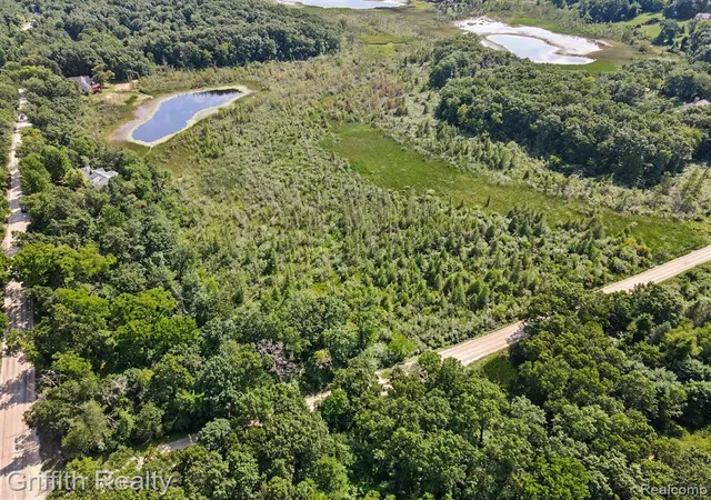Photo 4 of Land for sale at Parcel C Bauer Rd, Brighton, MI 48116 | MLS# 61014257 | Listing updated on 2026-07-25