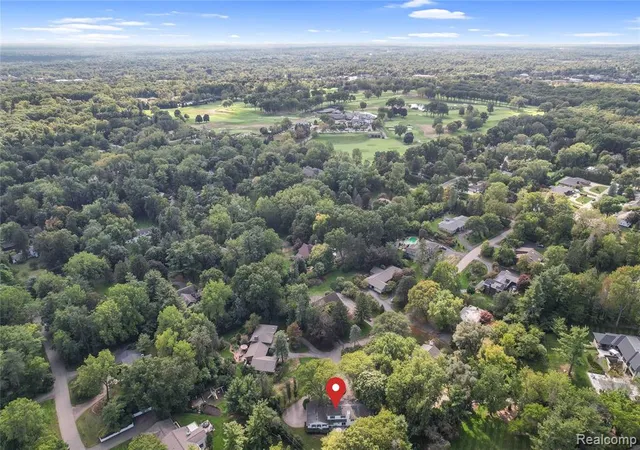 Homes for sale in Franklin, MI | 27220 Willowgreen Ct, Franklin, MI 48025 | MLS# 61009590