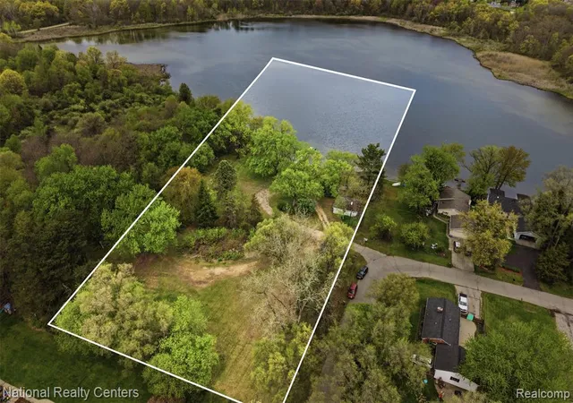 Photo 2 of Land for sale at 1625 Highland Park Dr, Highland, MI 48356 | MLS# 60981355 | Listing updated on 2026-08-20