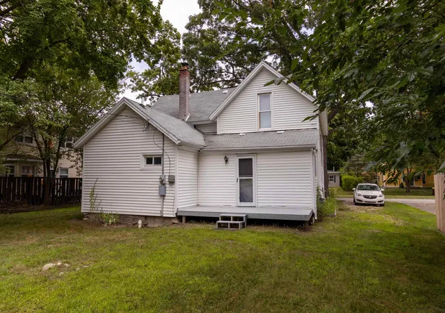 Homes for sale in Mount Pleasant, MI | 406 S Kinney, Mount Pleasant, MI 48858 | MLS# 80066984