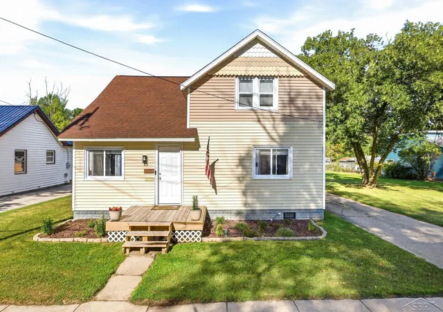 2nd image of 2989 Harrison St, Saginaw, MI 48604 | MLS# 50219000