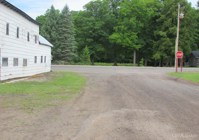 Homes for sale in Pelkie, MI | 11985 Hwy M 38 Hwy, Pelkie, MI 49958 | MLS# 50195372