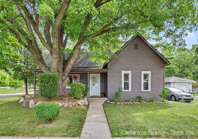 1st image of 434 Morse St, Ionia, MI 48846 | MLS# 70553616