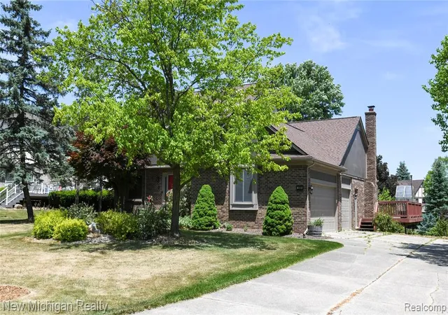 Photo 3 of Single family home for sale at 22200 Heatheridge, Northville, MI 48167 | MLS# 61018831 | Listing updated on 2026-08-12