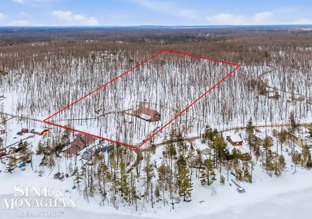 Homes for sale in Johannesburg, MI | 14795 Thirteenth St, Johannesburg, MI 49751 | MLS# 50213678