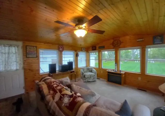 Homes for sale in Au Gres, MI | 4144 E Anne St, Au Gres, MI 48703 | MLS# 80068783