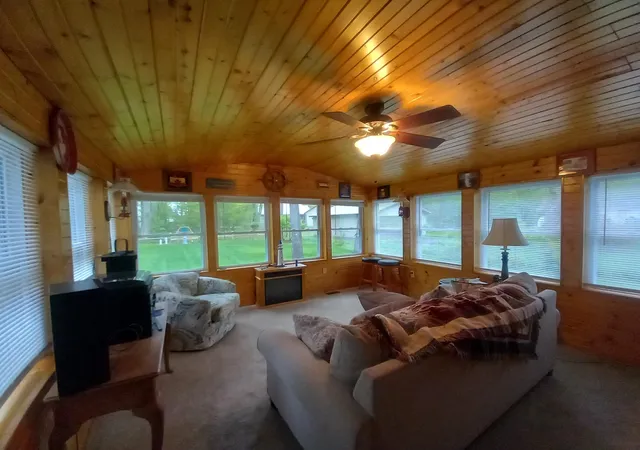 5th image of 4144 E Anne St, Au Gres, MI 48703 | MLS# 80068783