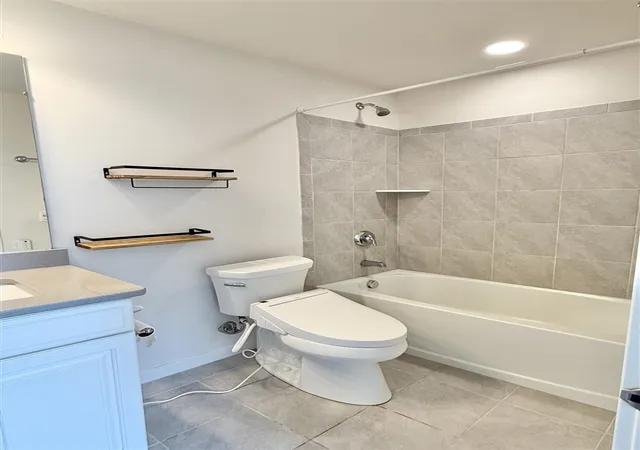 Photo 3 of Condo for sale at 2752 S Spurway Dr, Ann Arbor, MI 48105 | MLS# 70547149 | Listing updated on 2026-08-28