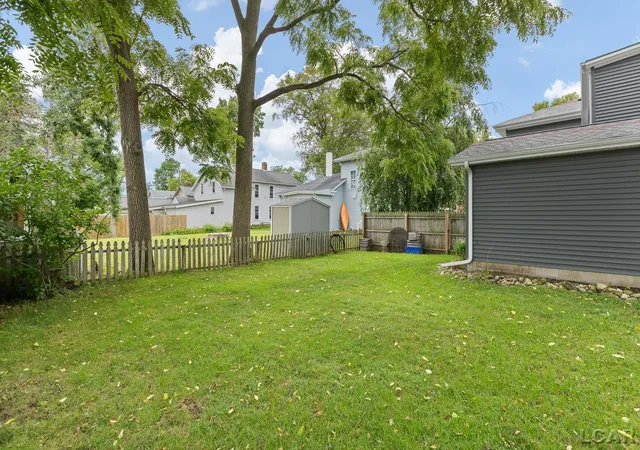 Photo 3 of Single family home for sale at 215 W Shawnee St, Tecumseh, MI 49286 | MLS# 50219611 | Listing updated on 2026-08-26