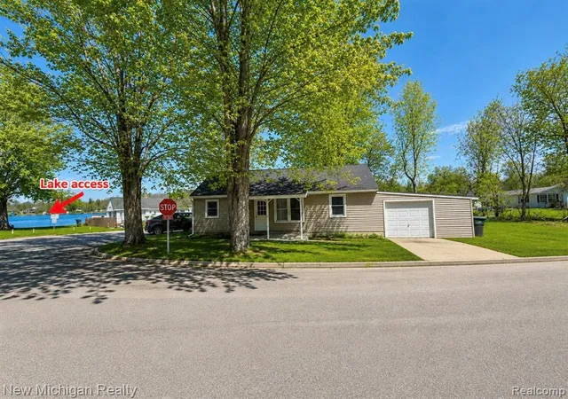 Homes for sale in Lapeer, MI | 300 Georgia Dr, Lapeer, MI 48446 | MLS# 60991292