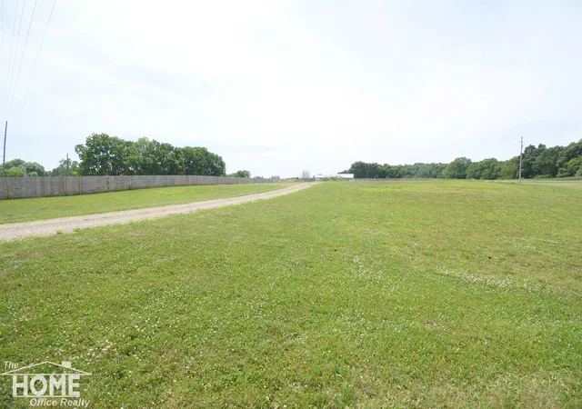 Homes for sale in Durand, MI | Vac S New Lothrop Rd, Durand, MI 48429 | MLS# 50213420