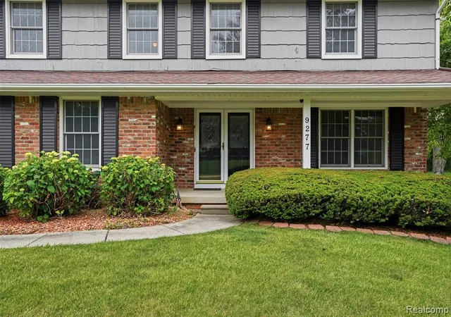 Homes for sale in Grand Blanc, MI | 9277 Burning Tree Dr, Grand Blanc, MI 48439 | MLS# 61004011