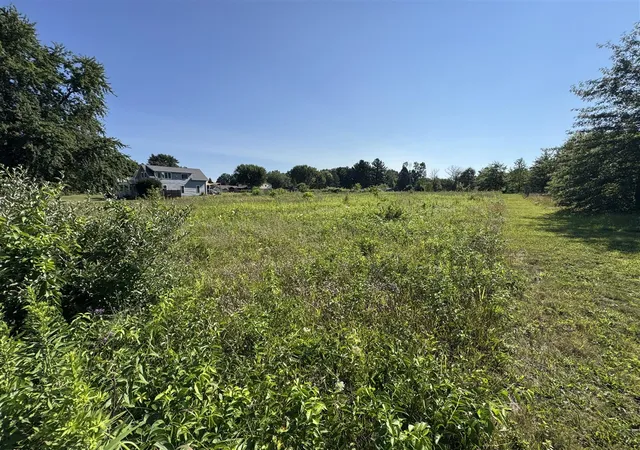 Photo 3 of Land for sale at 2725 S Cleveland Ave, Saint Joseph, MI 49085 | MLS# 70549675 | Listing updated on 2026-09-02