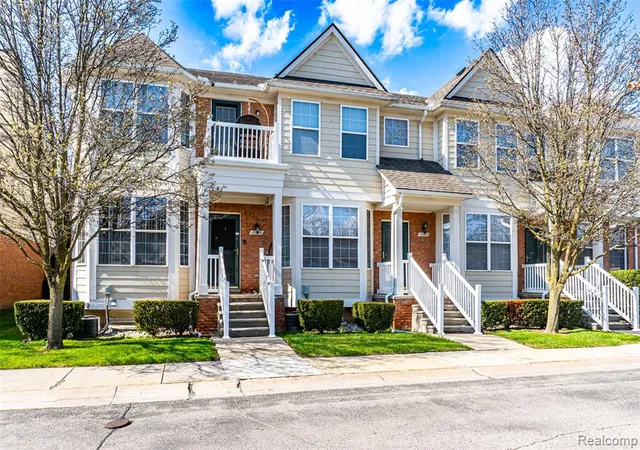 Listing Photo 5 - Condo for sale in building located at 13207Th St Ervin Ave, Detroit, MI 48215 3353 - Unit #26