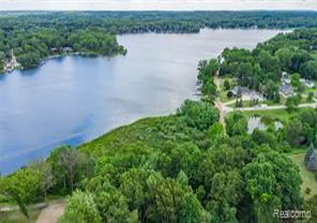 Photo 4 of Land for sale at 00 Big Lake Rd, Davisburg, MI 48350 | MLS# 61004107 | Listing updated on 2026-08-01