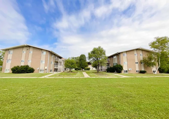 Photo 2 of Multi family home for sale at 410 Lippincott Blvd, Flint, MI 48503 | MLS# 50220241 | Listing updated on 2026-09-29