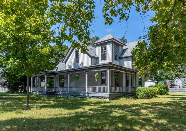 Photo 1 of Single family home for sale at 501 N Cayuga St, Gladwin, MI 48624 | MLS# 50188382 | Listing updated on 2026-10-10