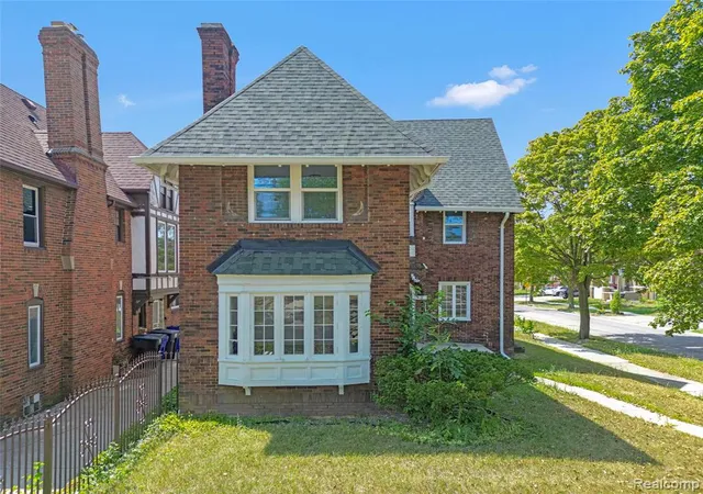 Photo 1 of Single family home for sale at 8951 La Salle Blvd, Detroit, MI 48206 2245 | MLS# 61025093 | Listing updated on 2026-08-28