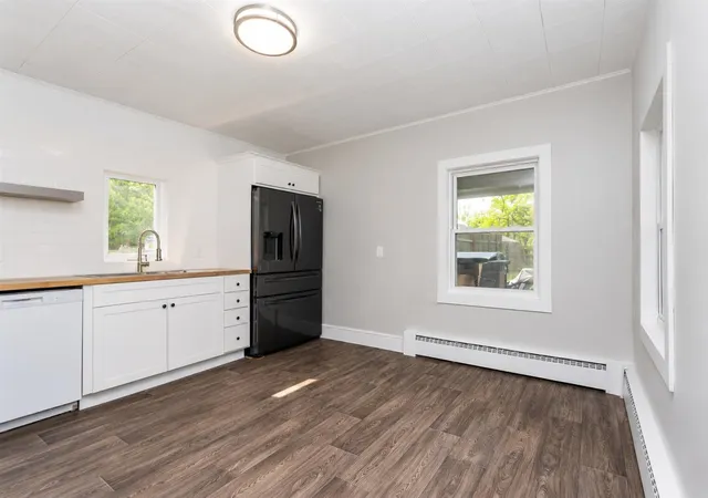 Homes for sale in Grand Rapids, MI | 543 Leonard St, Grand Rapids, MI 49503 | MLS# 70536778