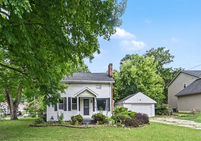 Photo 1 of Single family home for sale at 618 N Evans St, Tecumseh, MI 49286 | MLS# 70549523 | Listing updated on 2026-10-26