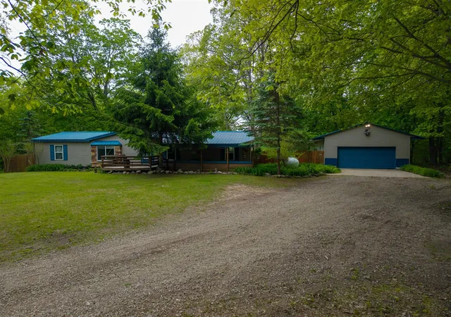 Homes for sale in Fremont, MI | 4658 W Fern Gln, Fremont, MI 49412 | MLS# 70535364