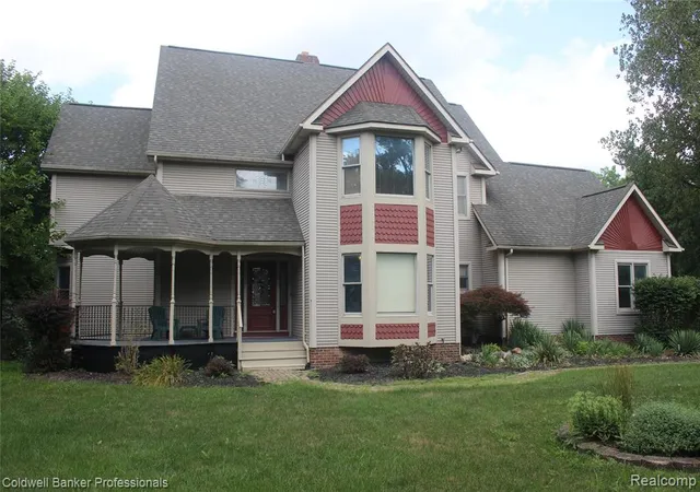 1st image of 1522 High Hollow Dr, Ann Arbor, MI 48103 | MLS# 61015646