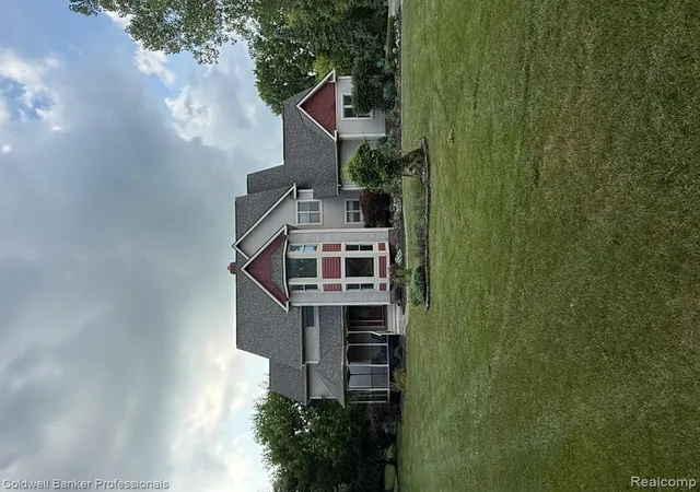 2nd image of 1522 High Hollow Dr, Ann Arbor, MI 48103 | MLS# 61015646