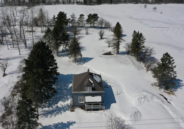 Homes for sale in Bruce Crossing, MI | 13535 N Paynesville Rd, Bruce Crossing, MI 49912 | MLS# 50204121