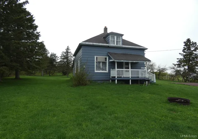 Homes for sale in Bruce Crossing, MI | 13535 N Paynesville Rd, Bruce Crossing, MI 49912 | MLS# 50204121